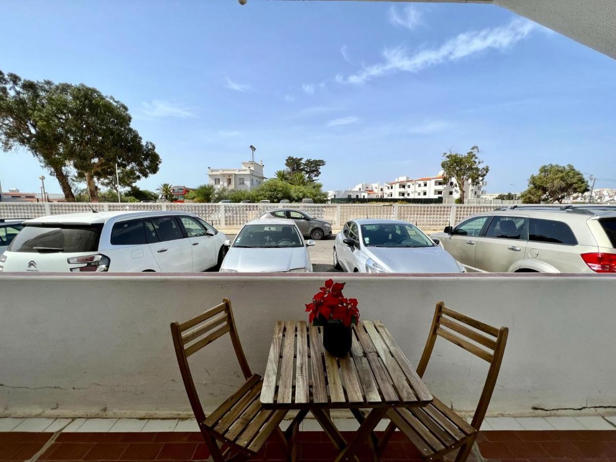 Albufeira Central 3 With Pool By Homing Bagian luar foto