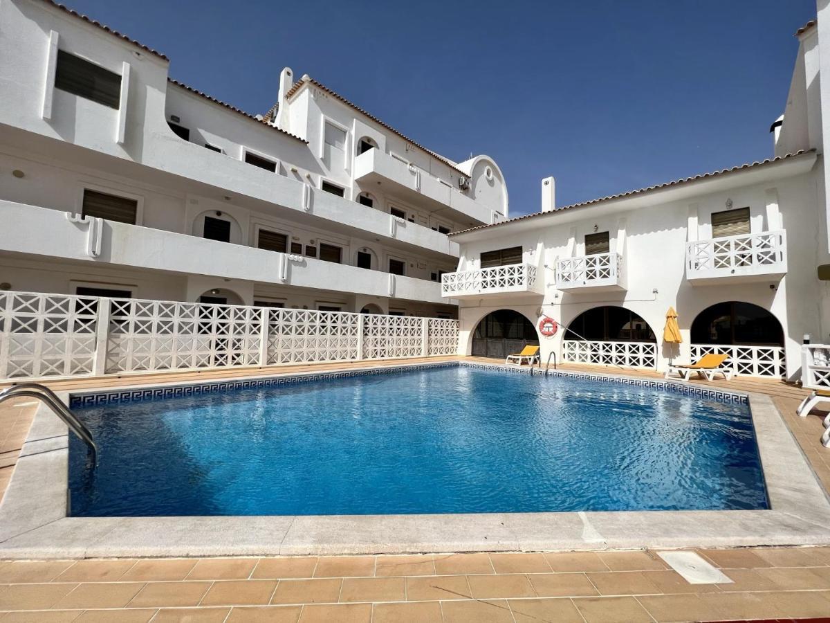 Albufeira Central 3 With Pool By Homing Bagian luar foto