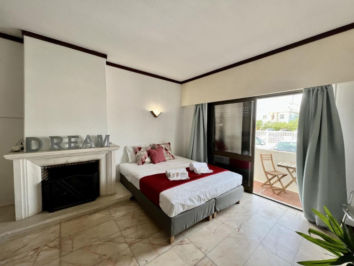 Albufeira Central 3 With Pool By Homing Bagian luar foto