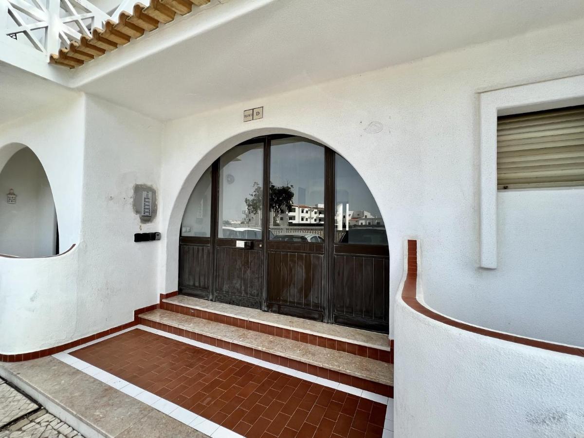 Albufeira Central 3 With Pool By Homing Bagian luar foto