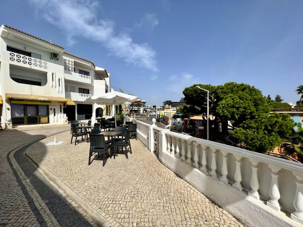 Albufeira Central 3 With Pool By Homing Bagian luar foto